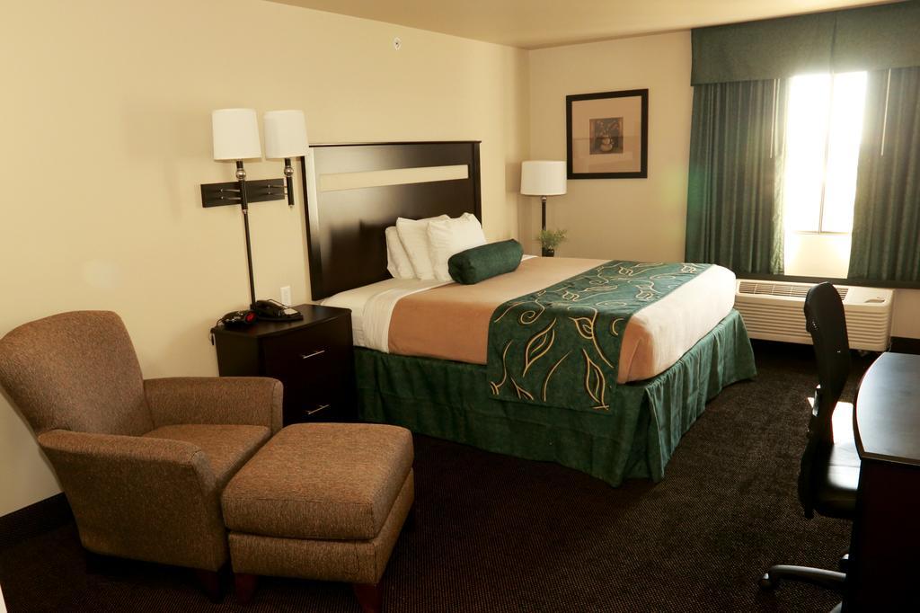 Travelodge By Wyndham Clinton Valley West Court Luaran gambar